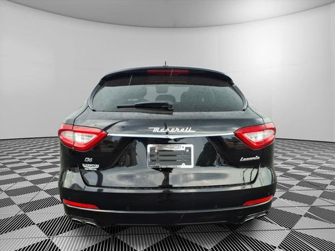 Used 2019 Maserati Levante AWD/4WD image 23