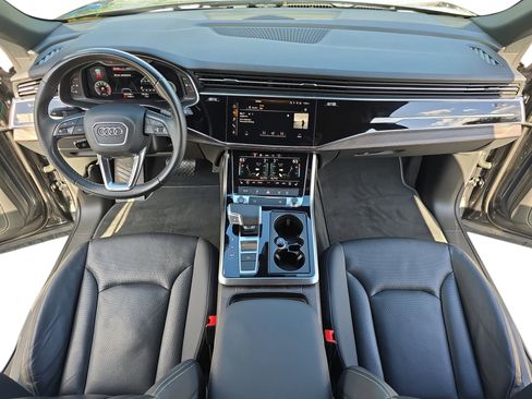 Used 2021 Audi Q8 Premium Plus w/ Premium Plus Package AWD/4WD image 9