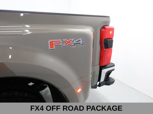 Used 2026 Ford F350 Lariat w/ FX4 Off-Road Package AWD/4WD image 14