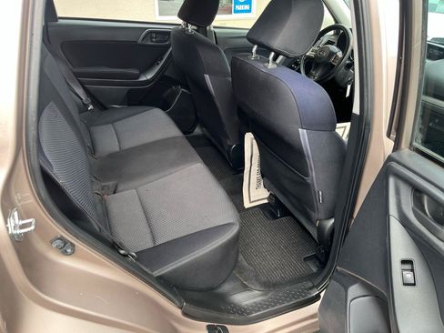 Used 2015 Subaru Forester 2.5i w/ Alloy Wheel Package AWD/4WD image 28
