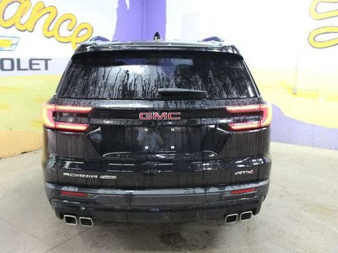 Used 2024 GMC Acadia AT4 w/ Luxury Package AWD/4WD image 7