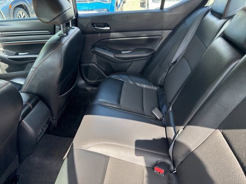 Used 2022 Nissan Altima 2.5 SR image 16