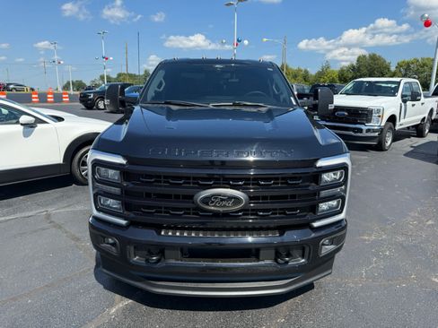 Used 2024 Ford F250 XLT w/ Black Appearance Package AWD/4WD image 20