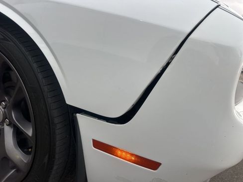Used 2019 Dodge Challenger GT RWD image 5