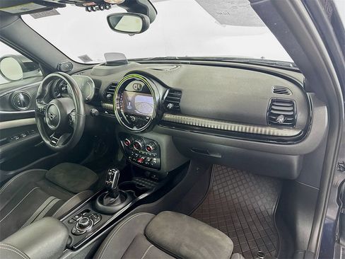 Used 2022 MINI Cooper Clubman John Cooper Works image 29