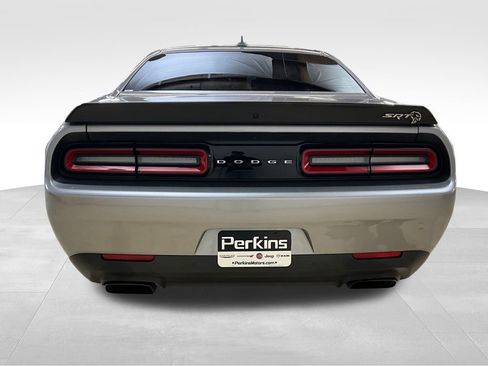 Used 2016 Dodge Challenger SRT Hellcat image 5
