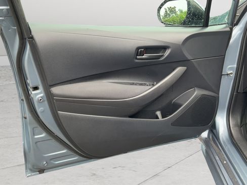 Used 2024 Toyota Corolla LE FWD image 11