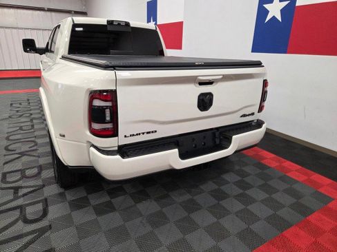 Used 2024 RAM 3500 Limited image 12