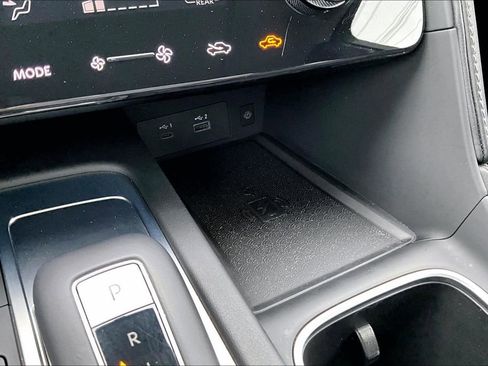 Certified 2025 INFINITI QX60 Luxe image 36