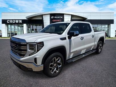 Used 2024 GMC Sierra 1500 SLT w/ SLT Premium Plus Package