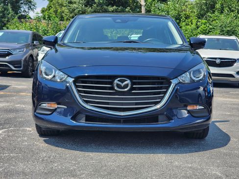 Used 2018 MAZDA MAZDA3 Touring FWD image 2