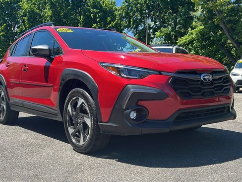 Used 2024 Subaru Crosstrek 2.5i Limited AWD/4WD image 1