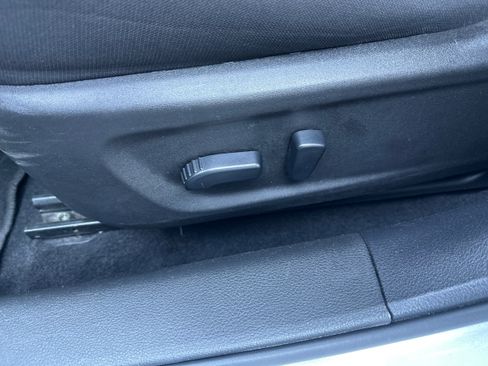 Used 2024 Nissan Altima 2.5 SV FWD image 19