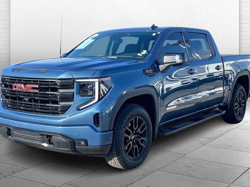 Used 2026 GMC Sierra 1500 Elevation w/ Elevation Premium Package image 10