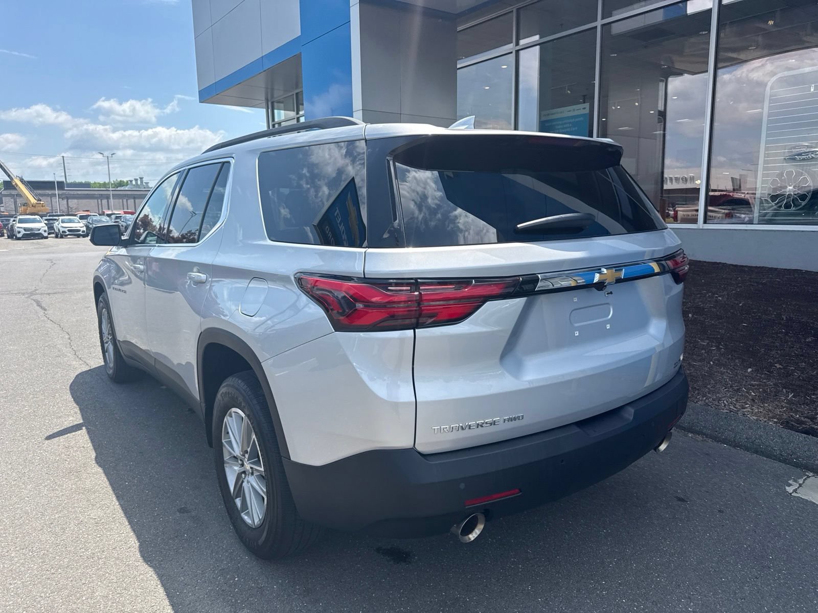 Used 2022 Chevrolet Traverse LT AWD/4WD image 8