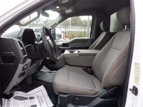 Used 2020 Ford F350 XLT image 14