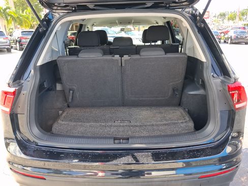 Used 2018 Volkswagen Tiguan S FWD image 26