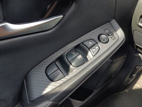 Used 2024 Nissan Sentra SV FWD image 27