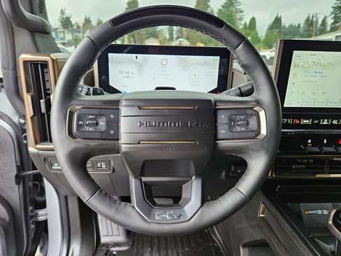 Used 2025 GMC Hummer EV 2X AWD/4WD image 24