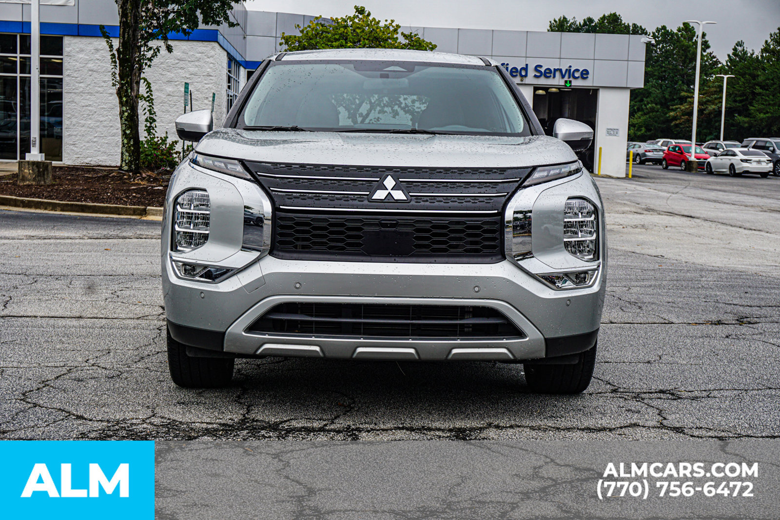 Used 2024 Mitsubishi Outlander SE FWD image 11