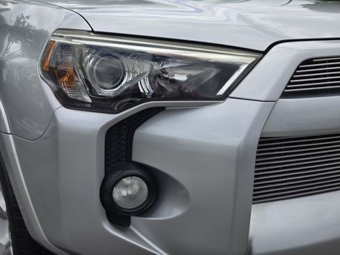 Used 2019 Toyota 4Runner SR5 RWD image 3