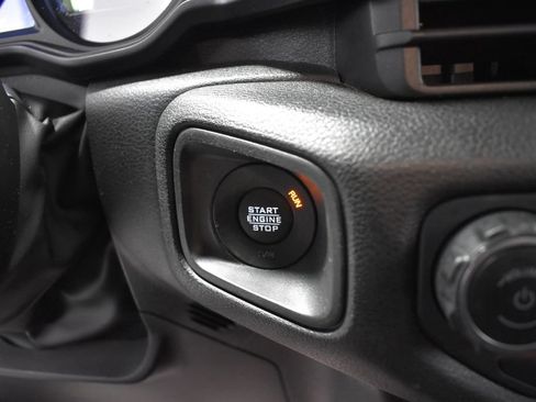 Used 2024 Jeep Wrangler Unlimited AWD/4WD image 22