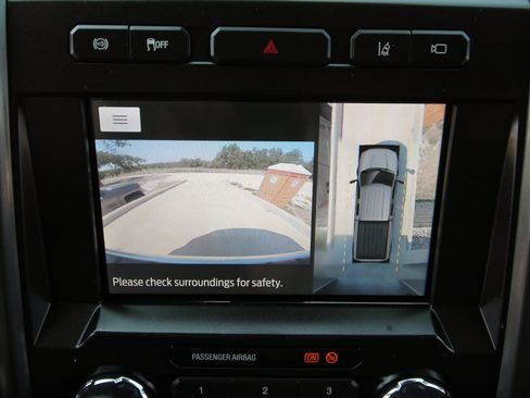 Used 2022 Ford F250 XLT w/ XLT Premium Package AWD/4WD image 28