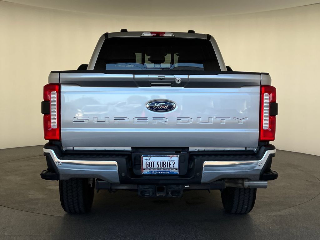 Used 2024 Ford F350 Lariat AWD/4WD image 5