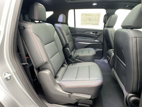 New 2026 Chevrolet Traverse Z71 w/ Driver Confidence Package image 29