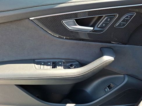 Used 2023 Audi SQ8 Prestige w/ Prestige Package image 12