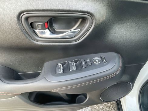 Used 2024 Honda HR-V Sport image 13