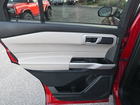 Certified 2023 Ford Explorer XLT w/ Equipment Group 202A image 24