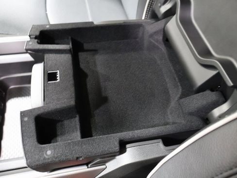 New 2025 RAM 2500 Laramie image 29