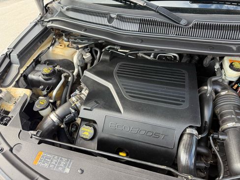 Used 2014 Ford Explorer Sport AWD/4WD image 40