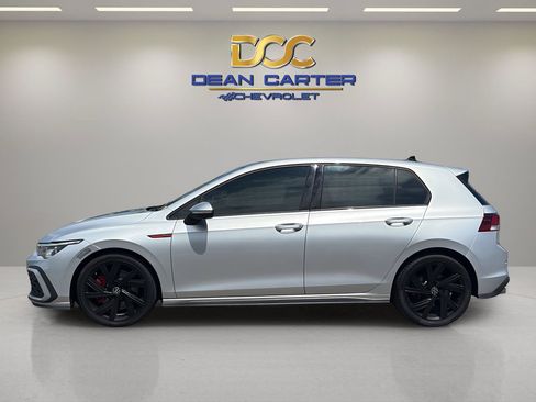 Used 2022 Volkswagen GTI SE FWD image 2