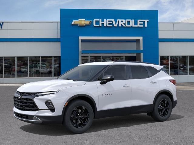 New 2026 Chevrolet Blazer LT w/ Convenience Package AWD/4WD image 2