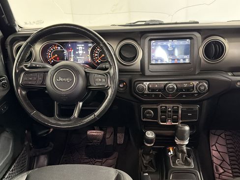 Used 2020 Jeep Gladiator Sport w/ Quick Order Package 24S AWD/4WD image 28
