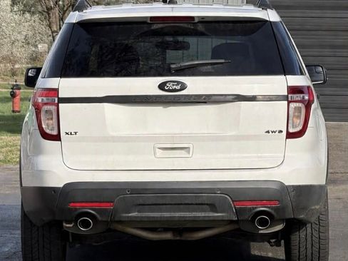 Used 2014 Ford Explorer XLT w/ Equipment Group 201A AWD/4WD image 5