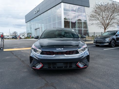 Used 2023 Kia Forte GT-Line w/ GT-Line Technology Package image 13