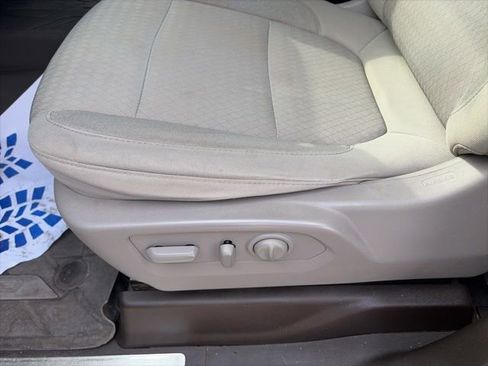 Used 2019 Chevrolet Silverado 1500 LT Trail Boss w/ Convenience Package image 18