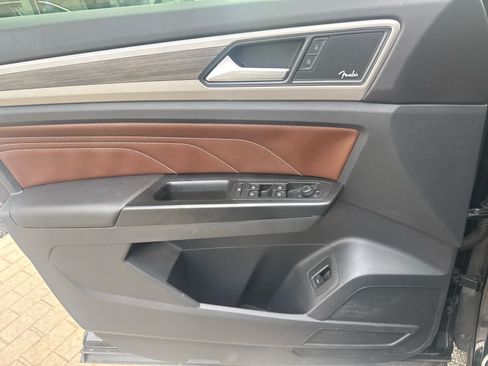 Certified 2021 Volkswagen Atlas SEL Premium AWD/4WD image 17