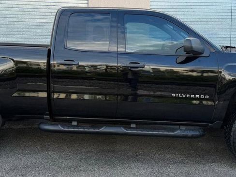 Used 2017 Chevrolet Silverado 1500 W/T w/ Black Out Edition RWD image 9