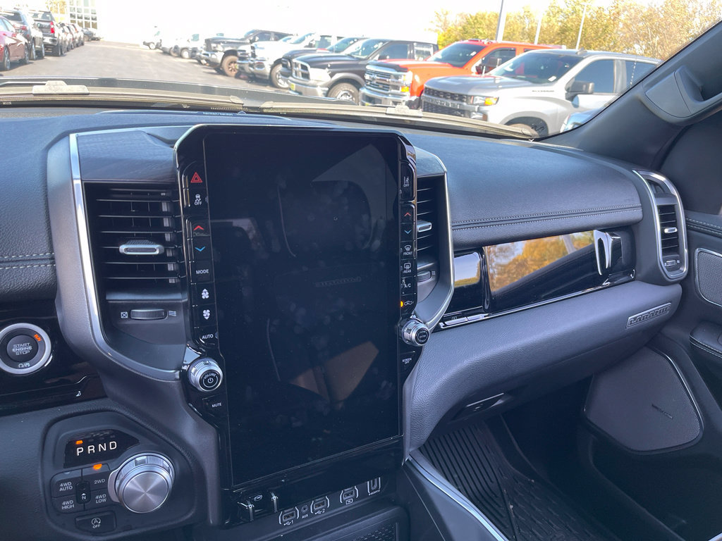 Used 2025 RAM 1500 Laramie AWD/4WD image 15