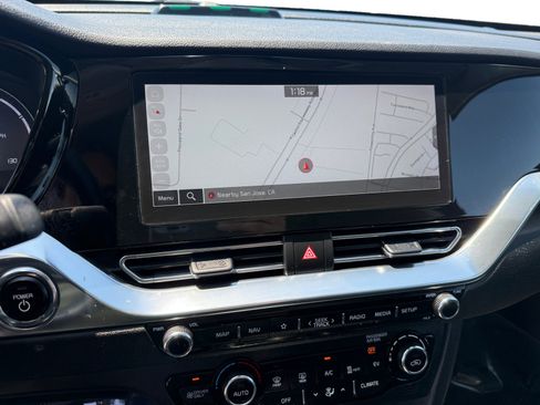 Used 2022 Kia Niro EX Premium FWD image 12