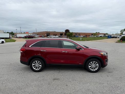 Used 2017 Kia Sorento AWD image 5
