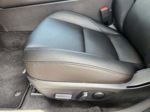Used 2025 MAZDA MAZDA3 s FWD image 14