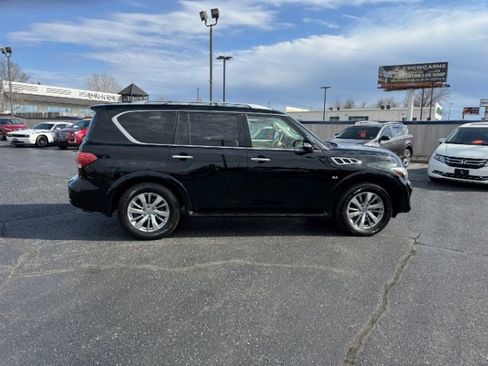 Used 2016 INFINITI QX80 Luxe w/ 22" Wheel Package AWD/4WD image 9