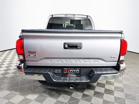 Used 2021 Toyota Tacoma SR5 image 6