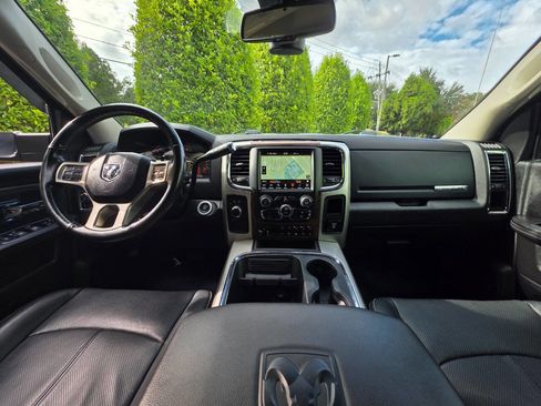 Used 2018 RAM 3500 Laramie image 15