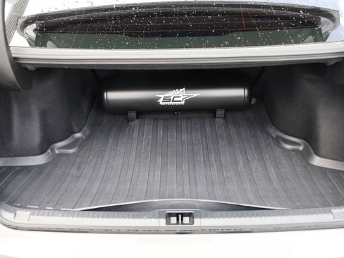 Used 2024 Lexus IS 500 RWD image 43